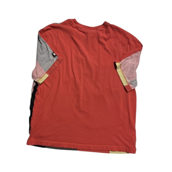 Nike Unusual By Design Patchwork Short Sleeve Loose Fit Shirt Medium CJ5073-631 - Picture 3 of 10